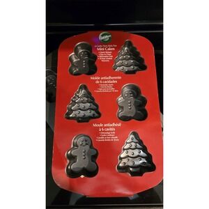 2 Wilton Christmas Tree Snowman Mini Cakes 6-Cavity Non-stick Pan Holiday Baking